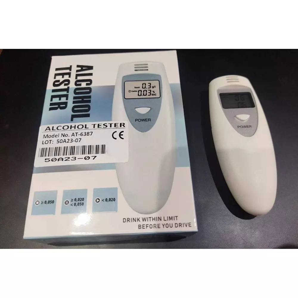 KERRO Alcohol Breath Analyser with 0.05 BAC Maximum Capacity and 0.5 Readability, AT-6387