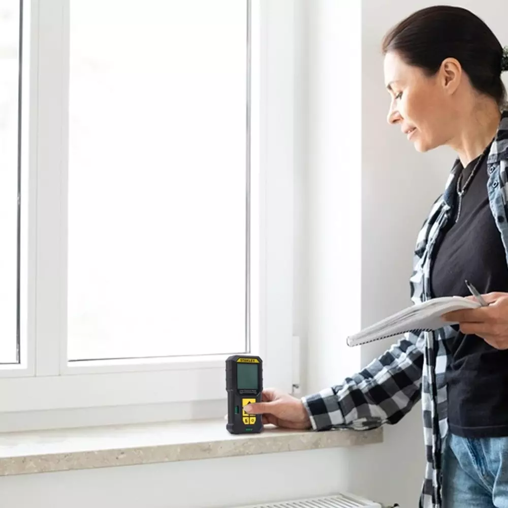 stanley-laser-distance-meter-60-m-measuring-range-black-color-stht77802-a