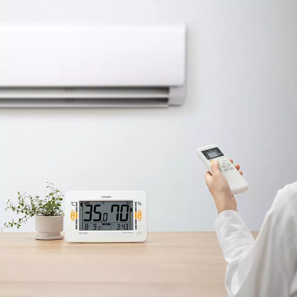 citizen-digital-thermometer-82033047