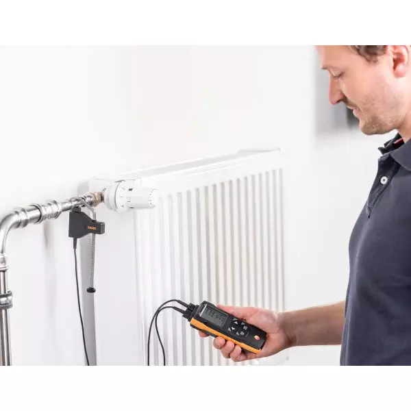 Testo Differential Temperature Measuring Instrument -50 to +1000°C Range, Testo 922
