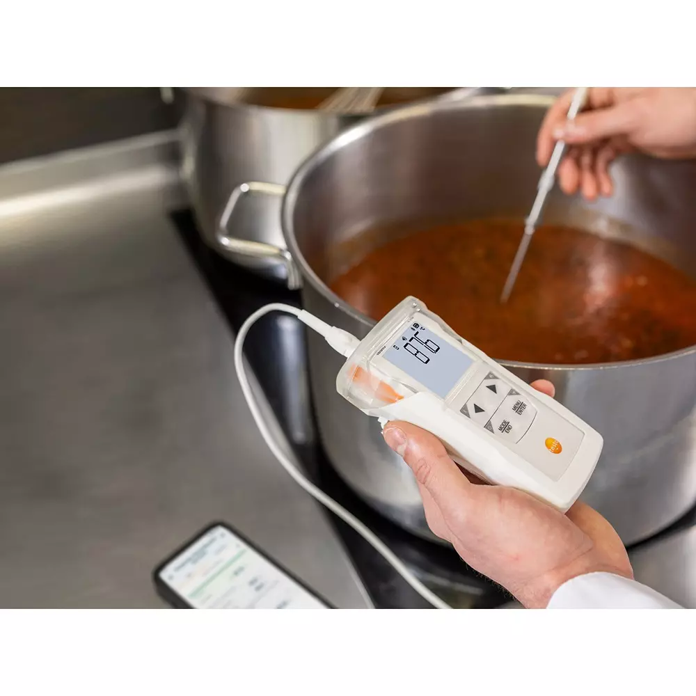 testo-thermometer-set-food-grade-stainless-steel-probe-topsafe-protector-included-components-0563-0112