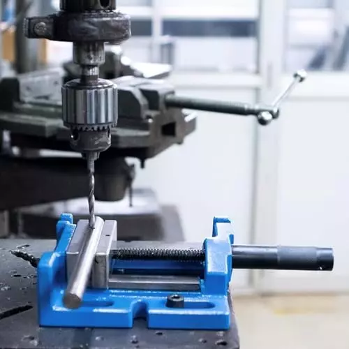 A.D INTERNATIONAL Unigrip 3 Way Drill Press Vice High Accuracy High Grade Cast Iron Heavy Duty 4 inch (100 mm) Jaw Width, WE-HWZJ-ISVG