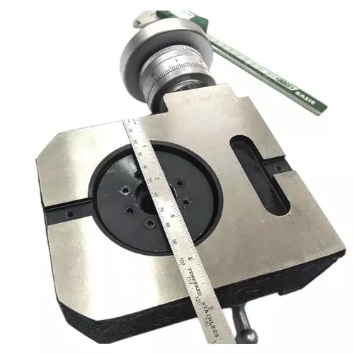 A.D INTERNATIONAL Horizontal Vertical Rotary Table with 110 mm Diameter and 4 Slots for Milling Machine, AY-7QD2-7XGX