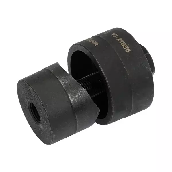 yato-2-blades-hole-cutter-32-mm-diameter-and-48-52-hrc-hardness-for-water-taps-yt-21956